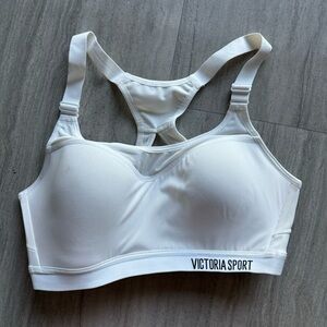 Victoria Sport White Incredible Lightweight Max Sports Bra